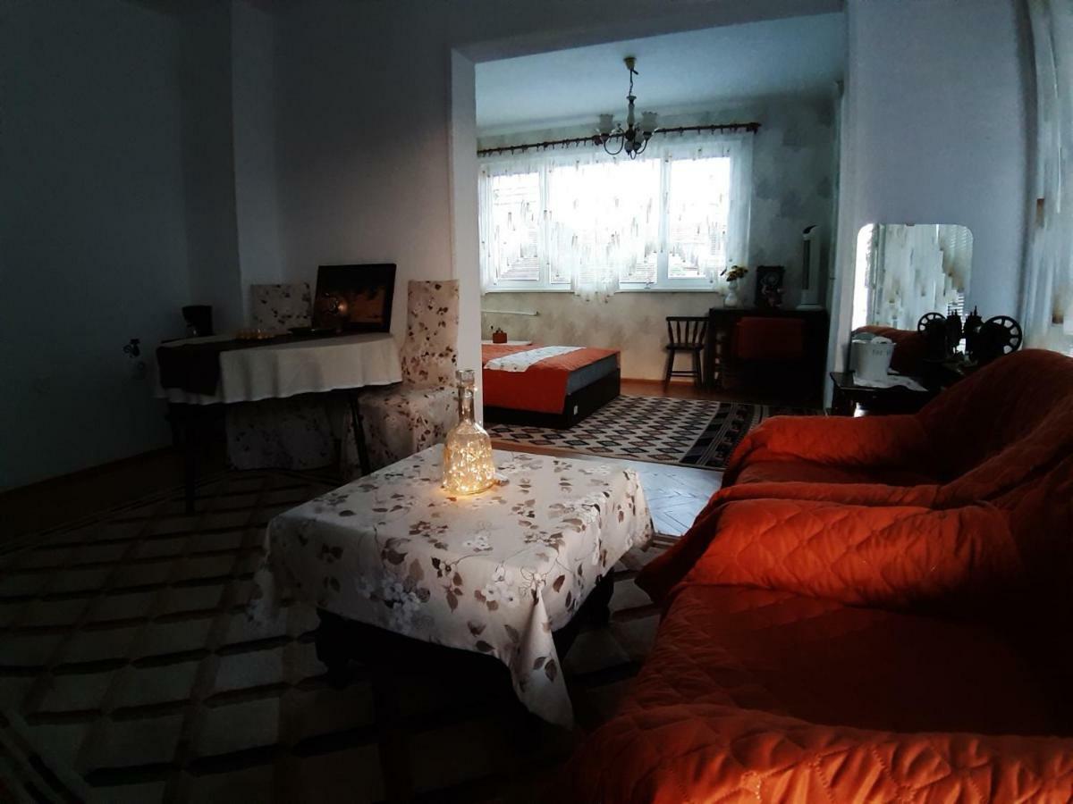 малко Oазисче Homestay Sofia